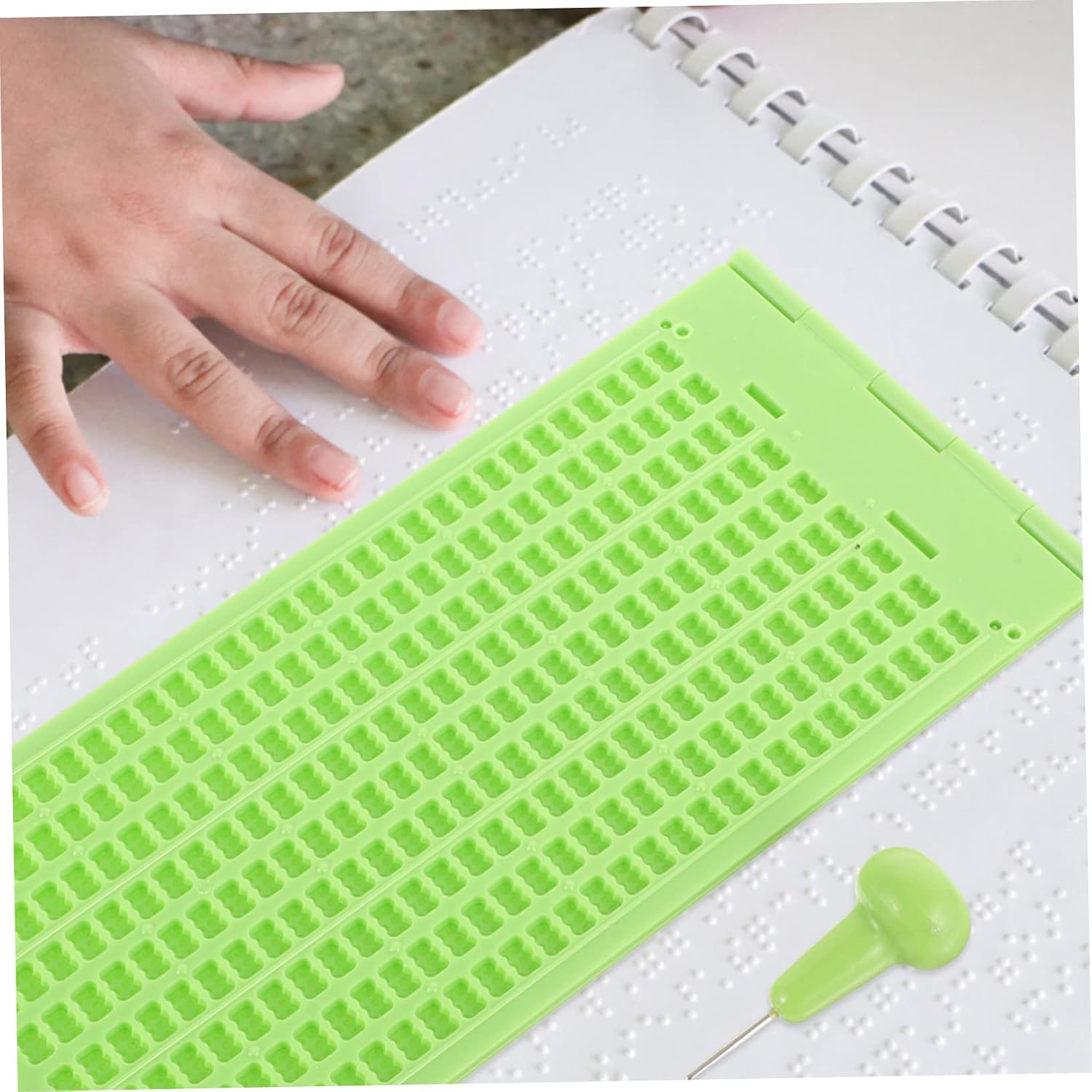 Ipetboom 1 Set and Stylus for Blind Lightweight Durable Plastic Writing Board Easy to Use Fingerboard for Outdoor Design