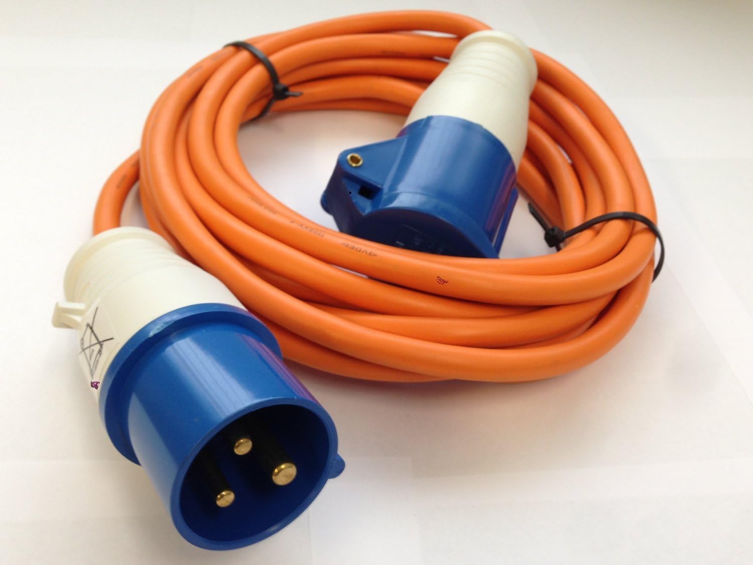 Motionperformance Essentials 10 Metre 230v Caravan Hook Up Extension