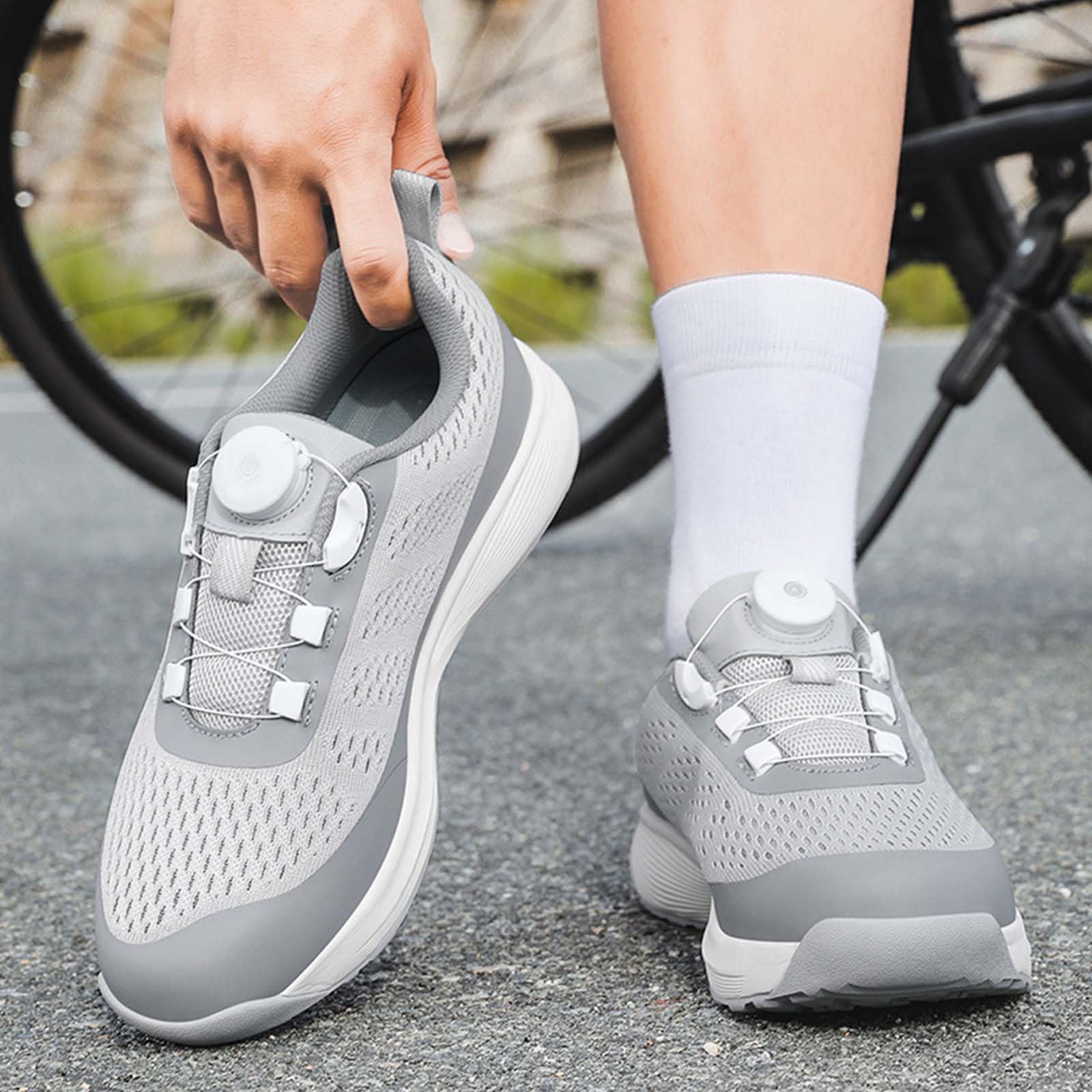 Chaussures Cyclisme VTT, Hommes Chaussure Velo Montagne Antidérapants Compatible Pédales SPD avec Boulons & Cleats
