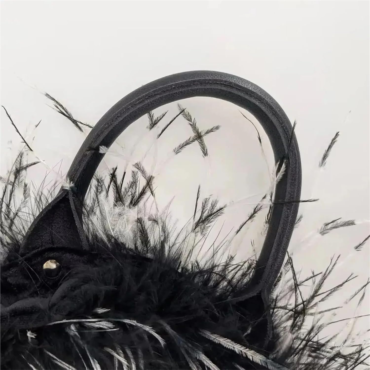 Feather Mini Handbag Furry Women Change Purse For Party for Autumn and Winter(WHITE)