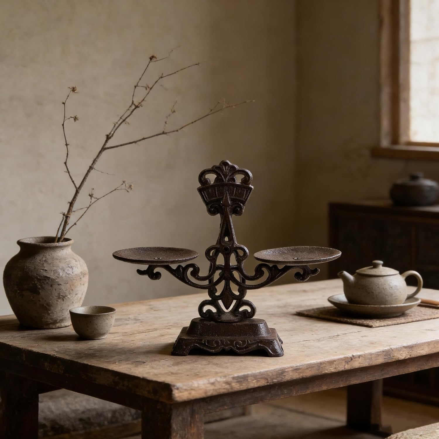 Vintage Balance Scale, Libra Justice Symbol Rustic Farmhouse Decoration, Fairness Balancing Artwork for Lawyer Office, Party Table Centerpiece Display