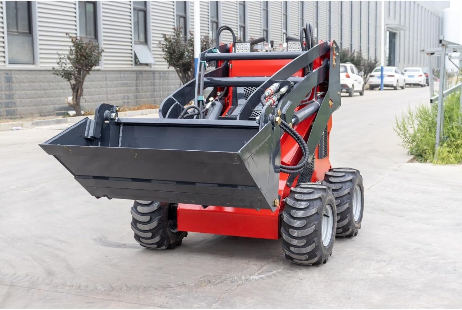Compact Skid Steer Loader Track Type Mini Equipment Applied for Construction Services Landscaping Tasks Material Handling and Consistent Working Performance