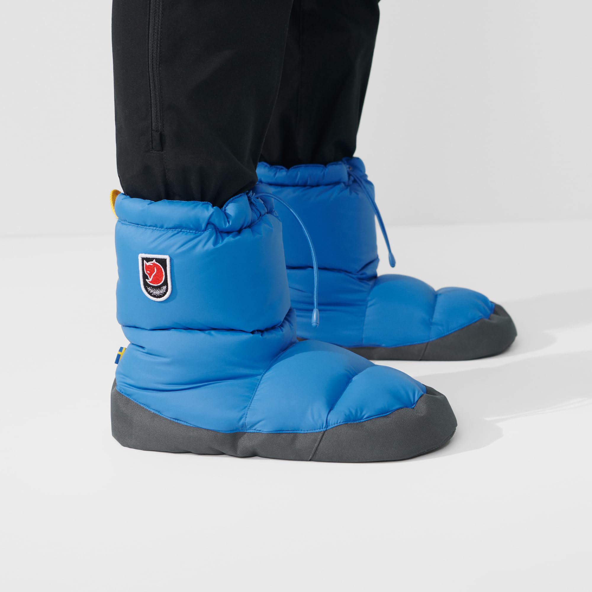 Fjallraven Unisex Lightweight And Warm Boots For Use in Tent Or Cabin, Convenient To Carry With You.Shoe covers