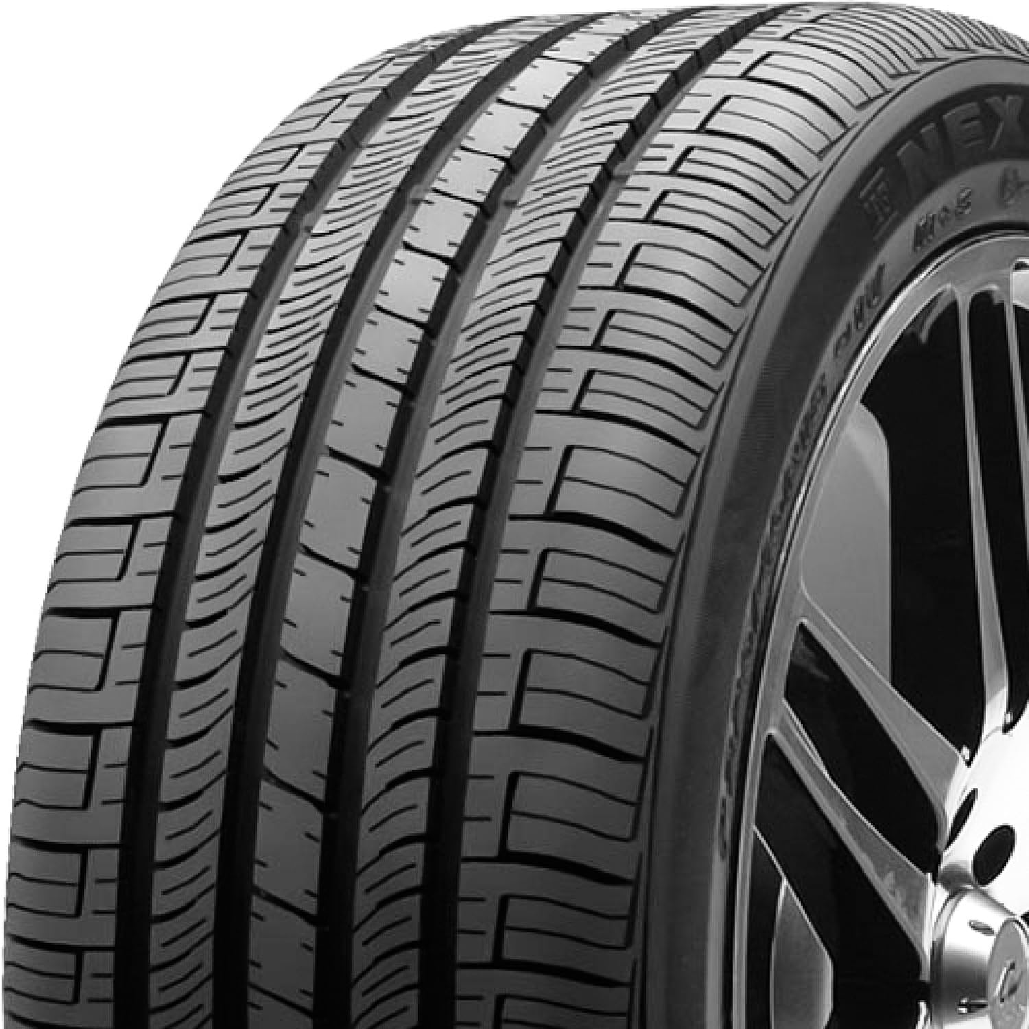 Amazon.com: Nexen CP662 Radial Tire - 225/45R18 95V : Automotive