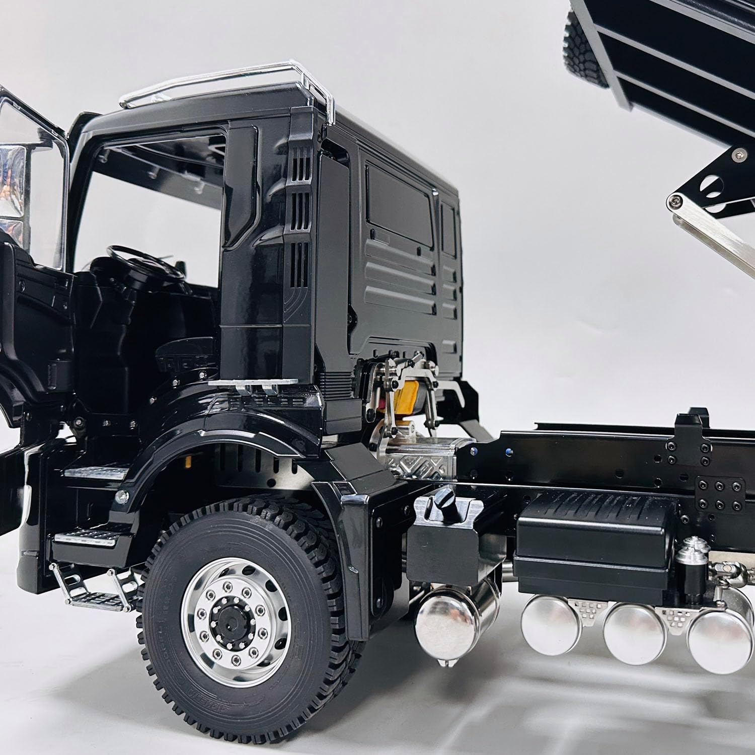 1/14 6x6 Hydraulic RC Dumper Trucks Remote Control Tipper Car Metal Cabin Lights Hobby Grade Model for Adult Hobby
