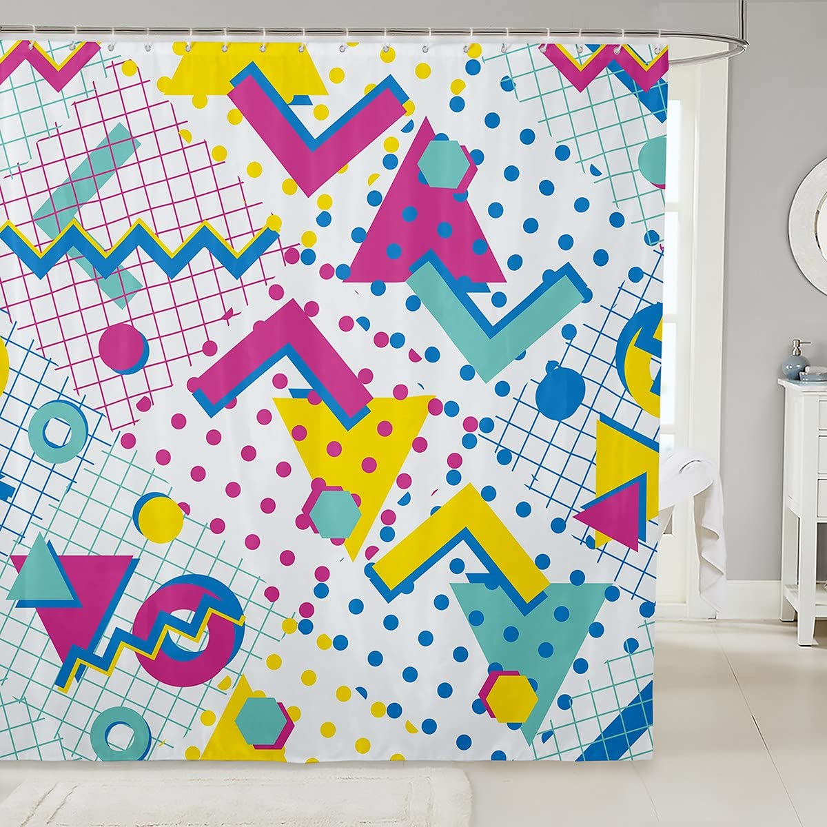 Tenda Doccia Geometrica Stile Memphis Anni 80/90 - 180x180 Cm - Tessuto Poliestere Con Ganci - Forme Astratte E Strisce