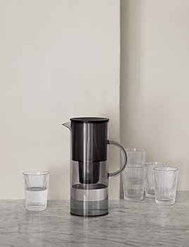 STELTON ステルトン ウォータージャグ GY 2L スモークグレイ ブリタ Amazon.co.jp: STELTON ステルトン CLASSIC ウォータージャグ GY