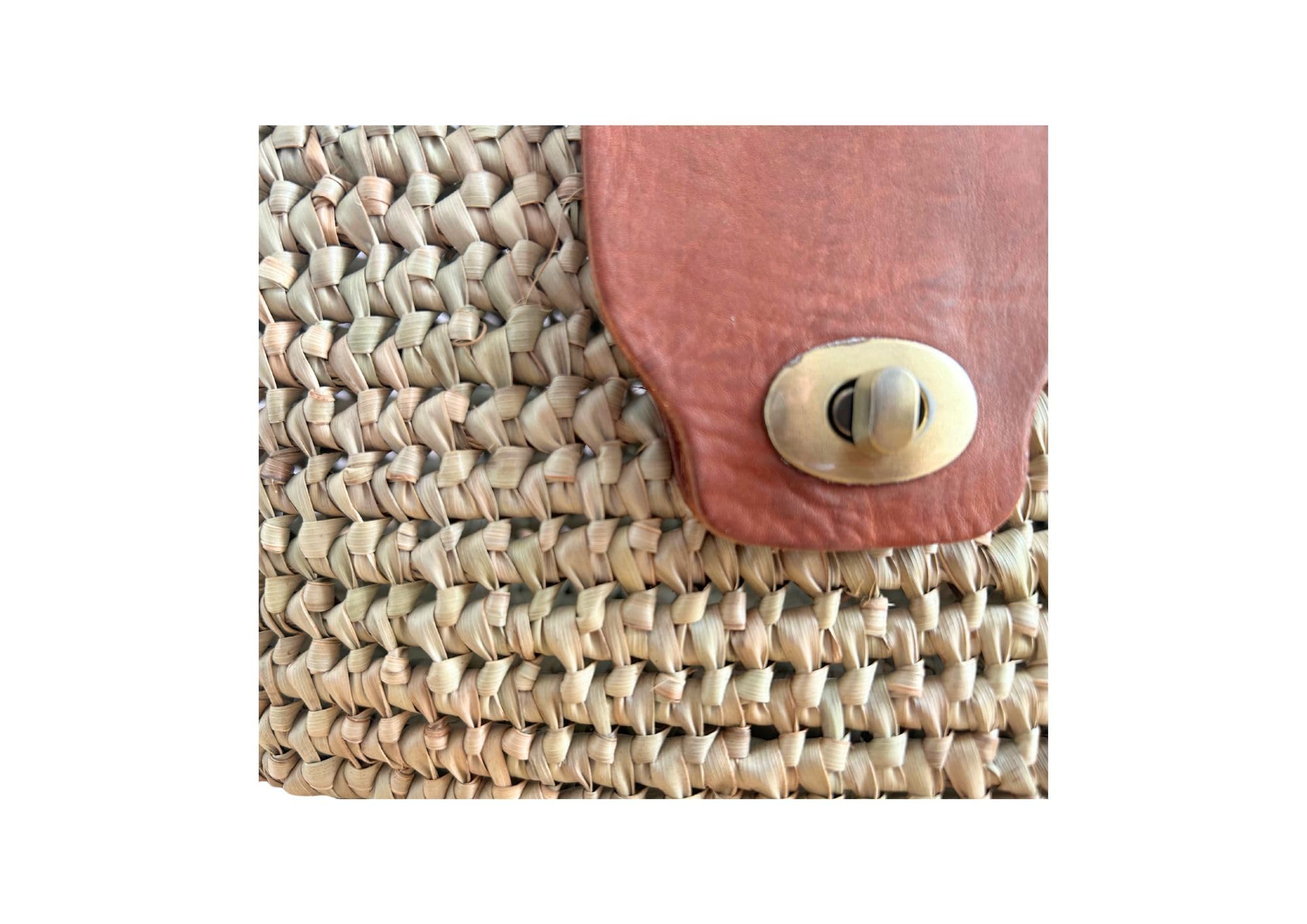 Bolso Bandolera de Mimbre Natural con Detalles en Cuero, Diseño Tejido Artesanal, Estilo Casual