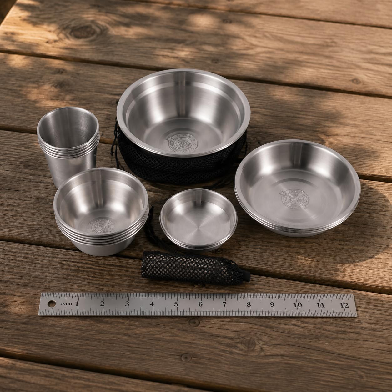Set Vaisselle Camping Métal, Couvert Pliable and Bols Tasses, Sac Rangement en Mesh, pour Randonnée Pique-Nique