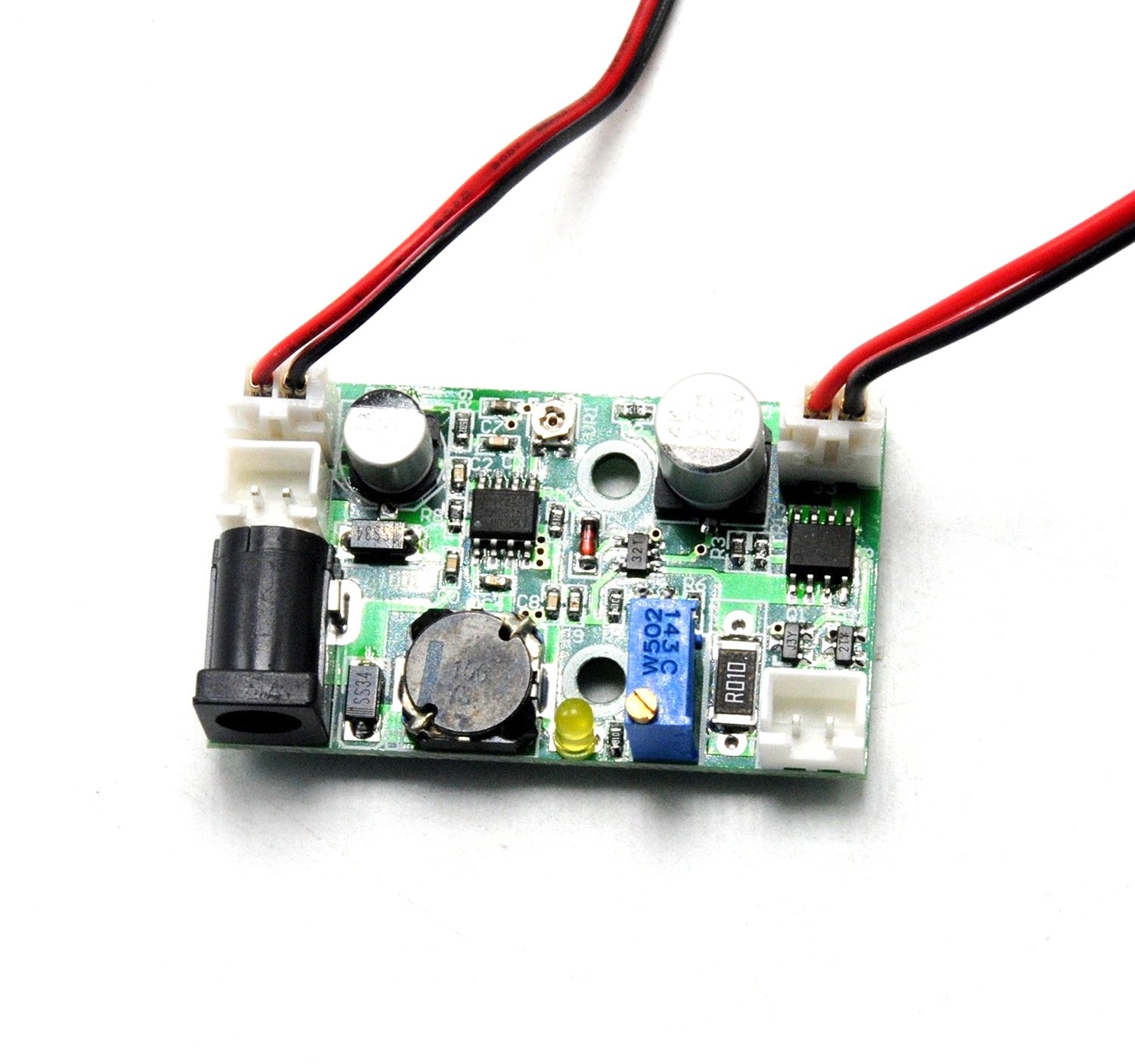 2000mw High Power 450nm 2W fokussierbare Blue Dot Lasermodul Schneiden/Brennen Spiele + 12V Adapter 2000mw High Power 450nm 2W fokussierbare Blue Dot Lasermodul Schneiden/Brennen Spiele + 12V Adapter