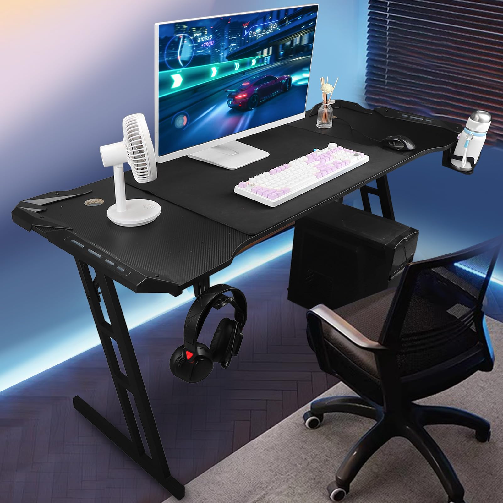Ejoyous Scrivania da Gioco con Luci a LED Scrivania per PC da Gioco 55,12 X 23,23 Pollici Stazione di Lavoro per Computer con Gambe in Acciaio con Tappetino per Mouse Portabicchieri per Giocatori di
