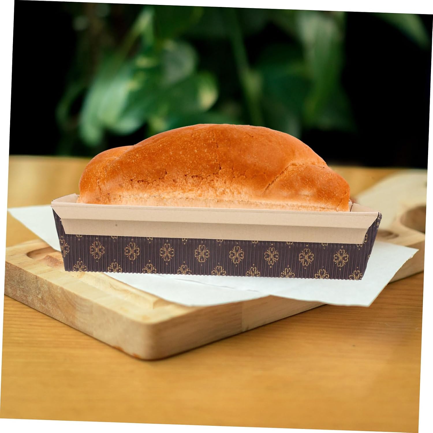 25pcs Corrugated Paper Bread Pans Nonstick Loaf Baking Molds for Baking Easy Demoulding High Temperature Resistant for Bakeries and Home Use