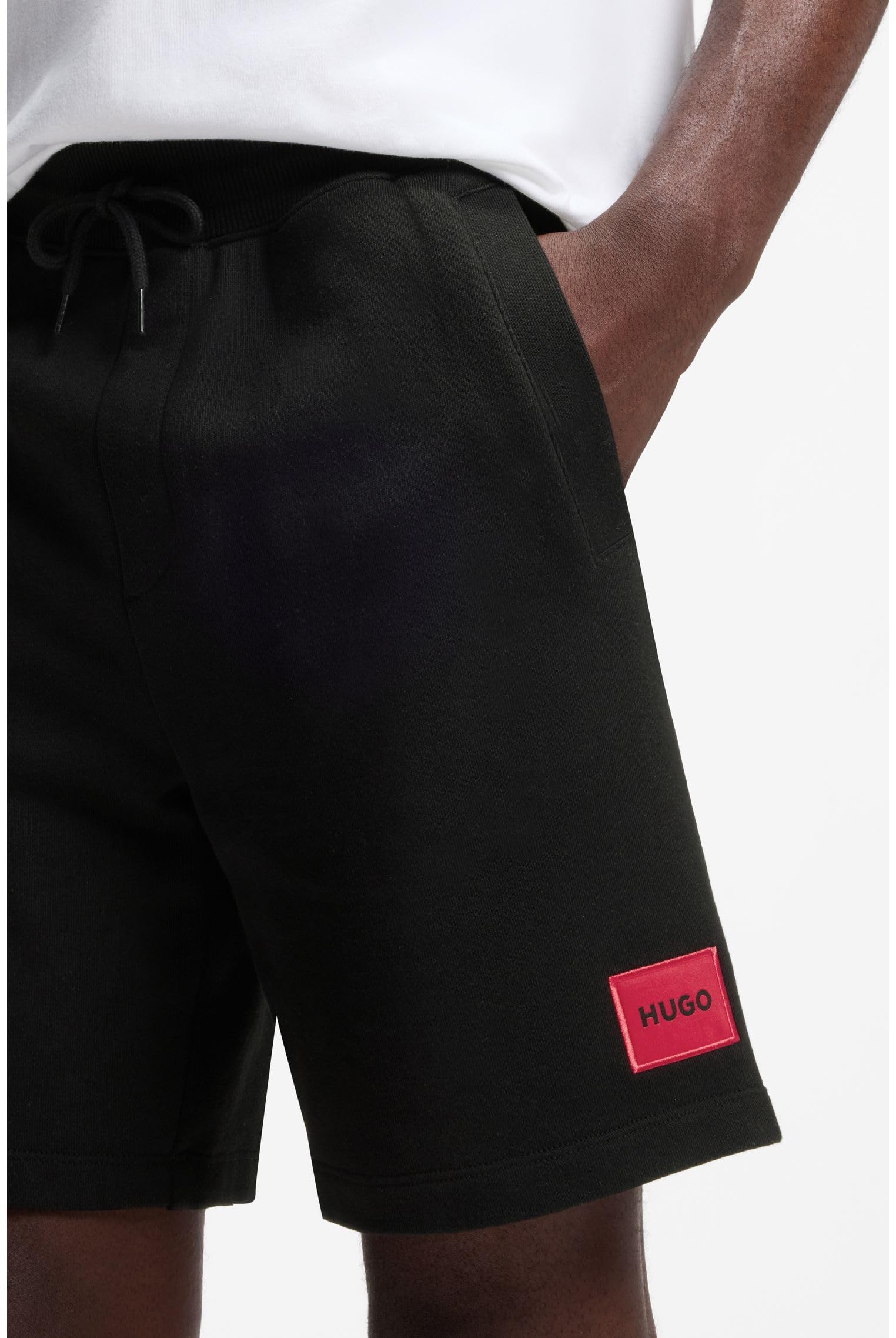HUGO Herren Diz222 Shorts aus Baumwoll-Terry mit rotem Logo-Label