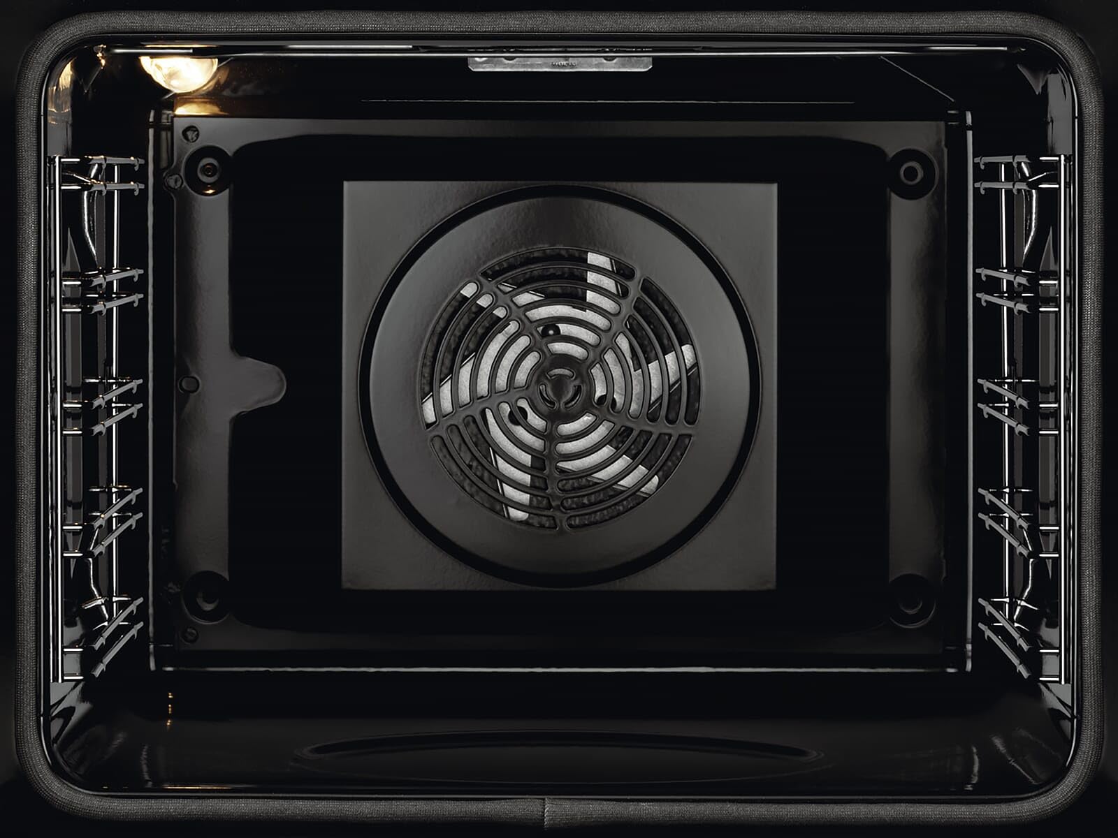 AEG NBU5P40SK SurroundCook® Pyrolyse Backofen Schwarz