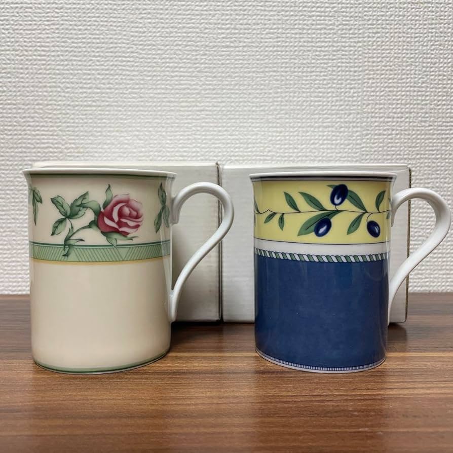 フェチェンロイター　ハッピータイム　赤　プレート２枚＆マグカップ２客 フェチェンロイター ハッピータイム 赤 プレート2枚