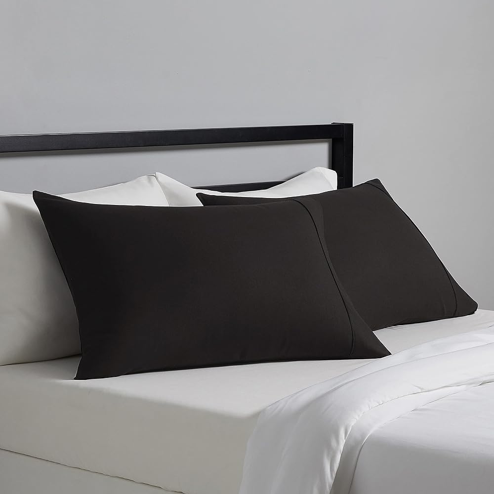 Amazon Basics Standard Pillowcases Set of 2