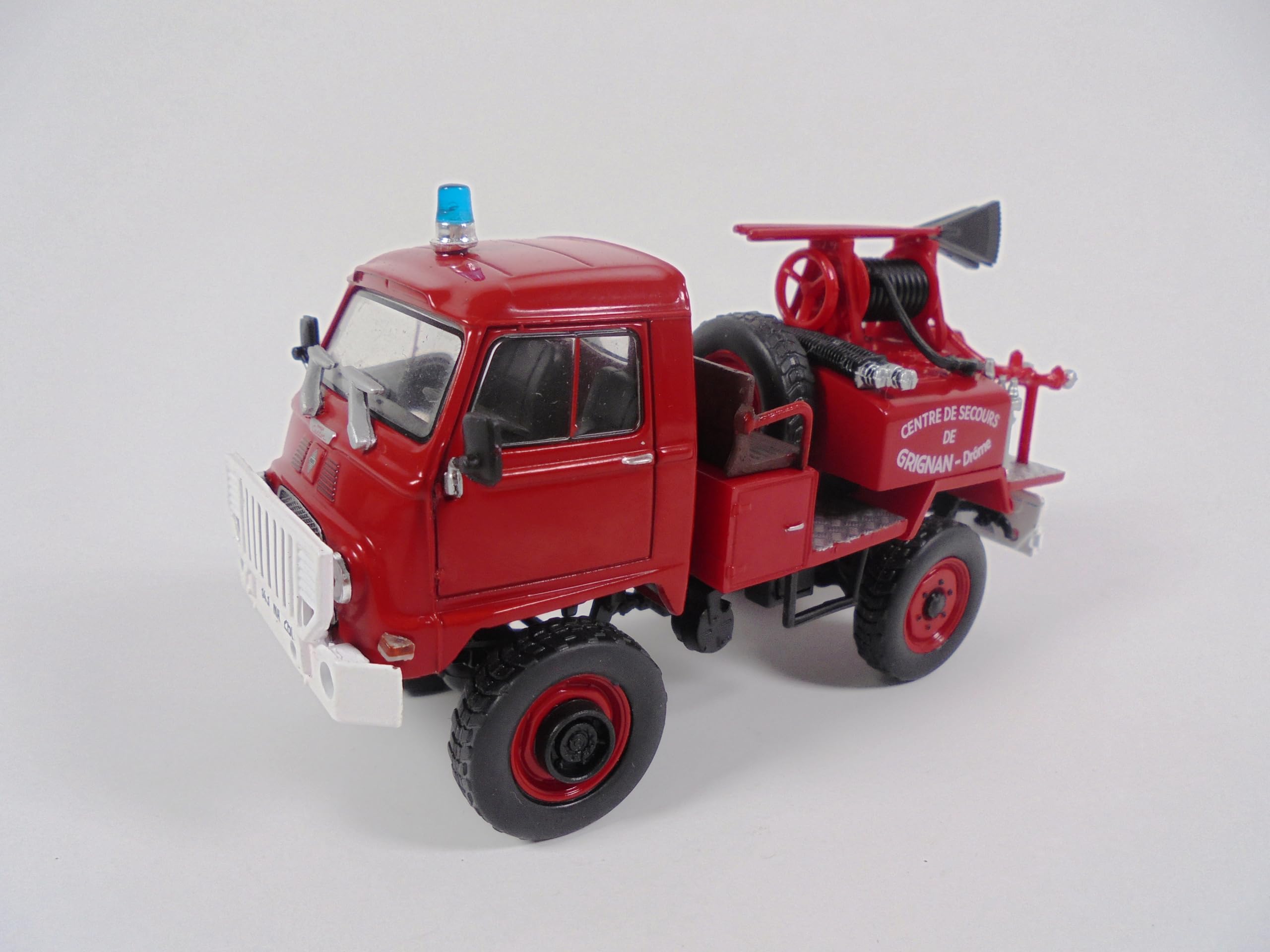 OPO 10 - 1/43 Guinard-Incendie Fire Truck on Sinpar Castor Medium tanker truck for forest fires - Light vehicle Firefighters Hachette CPL44