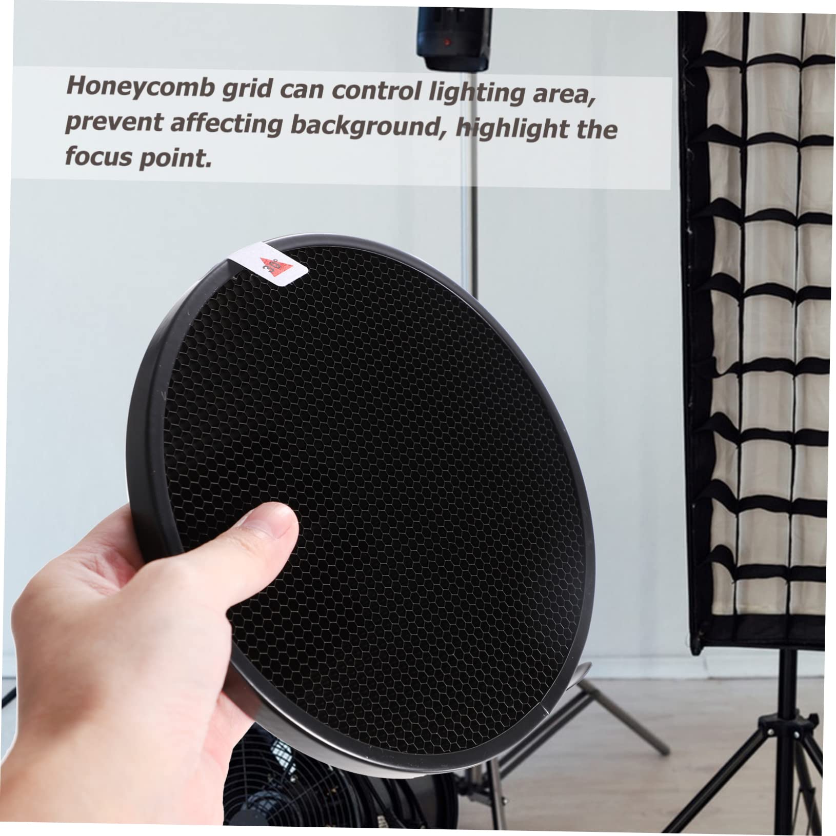 How To Use A Honeycomb Grid With Your Speedlight Flash To Create A Spot Of Light