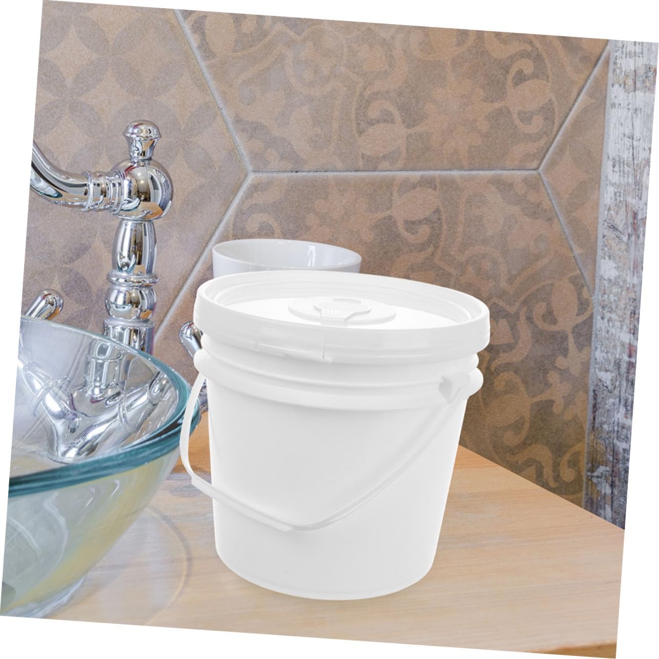 Portable Wipes Dispenser Bucket Plastic Handle for Car Home Bathroom Tissue Holder