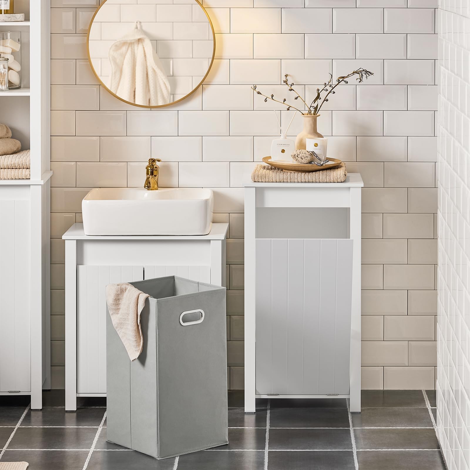 SoBuy Mueble Ropa Sucia baño con Saco abatible – Armario con Asas de Transporte y Almacenamiento – Mueble de baño Resistente a la Humedad para Espacios pequeños, Blanco 45x85,5x35cm BZR100-W