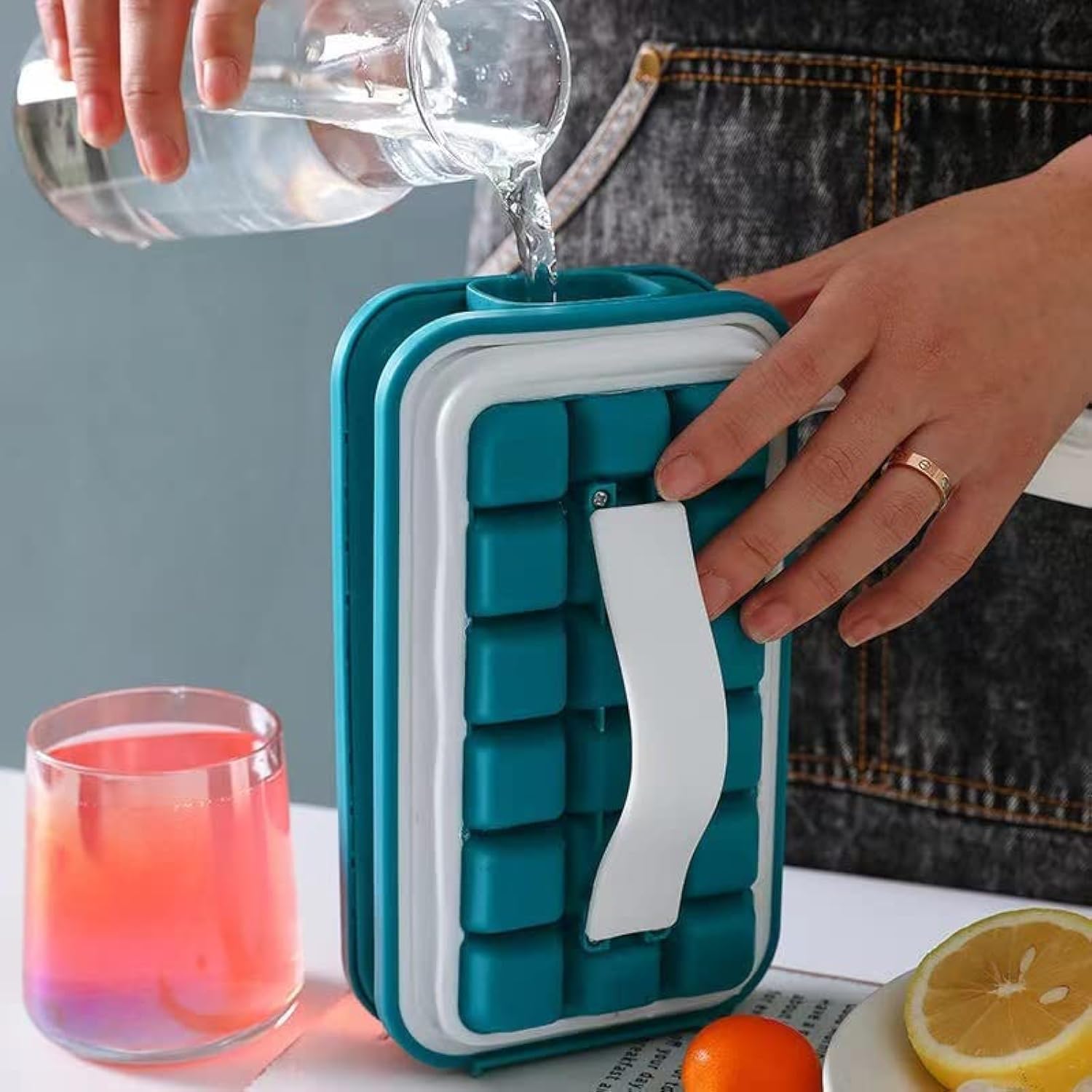 Idrese ICEBREAKER POP, silicone Ice Cube Tray - 4 IN 1 - DISPENSER - MAKER - BIN - ICE PACK -18 Cubes, Ice Cube Maker Ice Trays for Freezer, portable and mor safer
