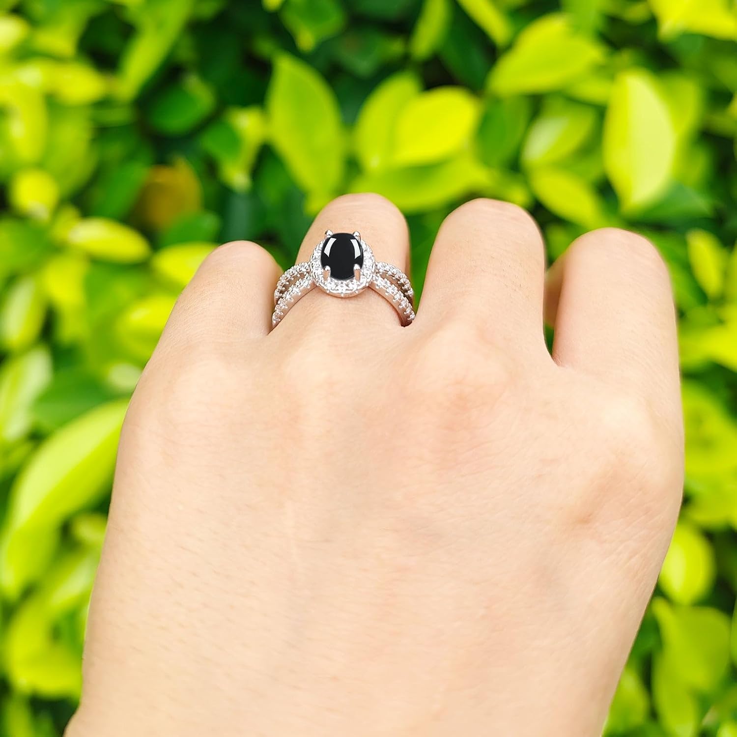 OMRANII Oval Natural Black Onyx Art Deco Ring Halo Cubic Zirconia Split Shank Vintage Ring Wedding Engagement Rings For Women 925 Sterling Silver Gifts For Her