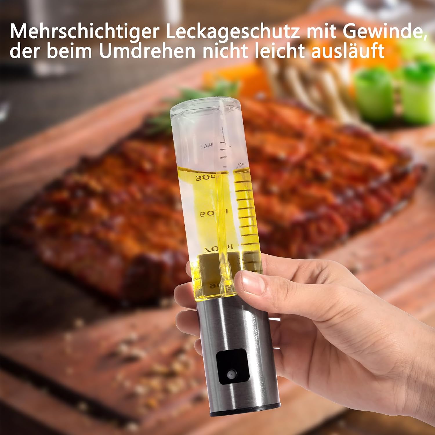 Utilisation d'une main et poignée ergonomique du vaporisateur huile olive