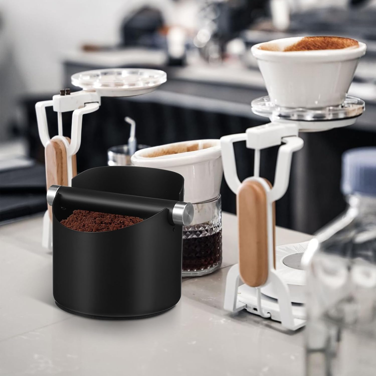 Stainless Steel Coffee Knock Box with Large Capacity and Anti-Skid Pad, Espresso Ground Dump Bin for Coffee Shops and Bars, Includes Cleaning Brush for Easy Maintenance