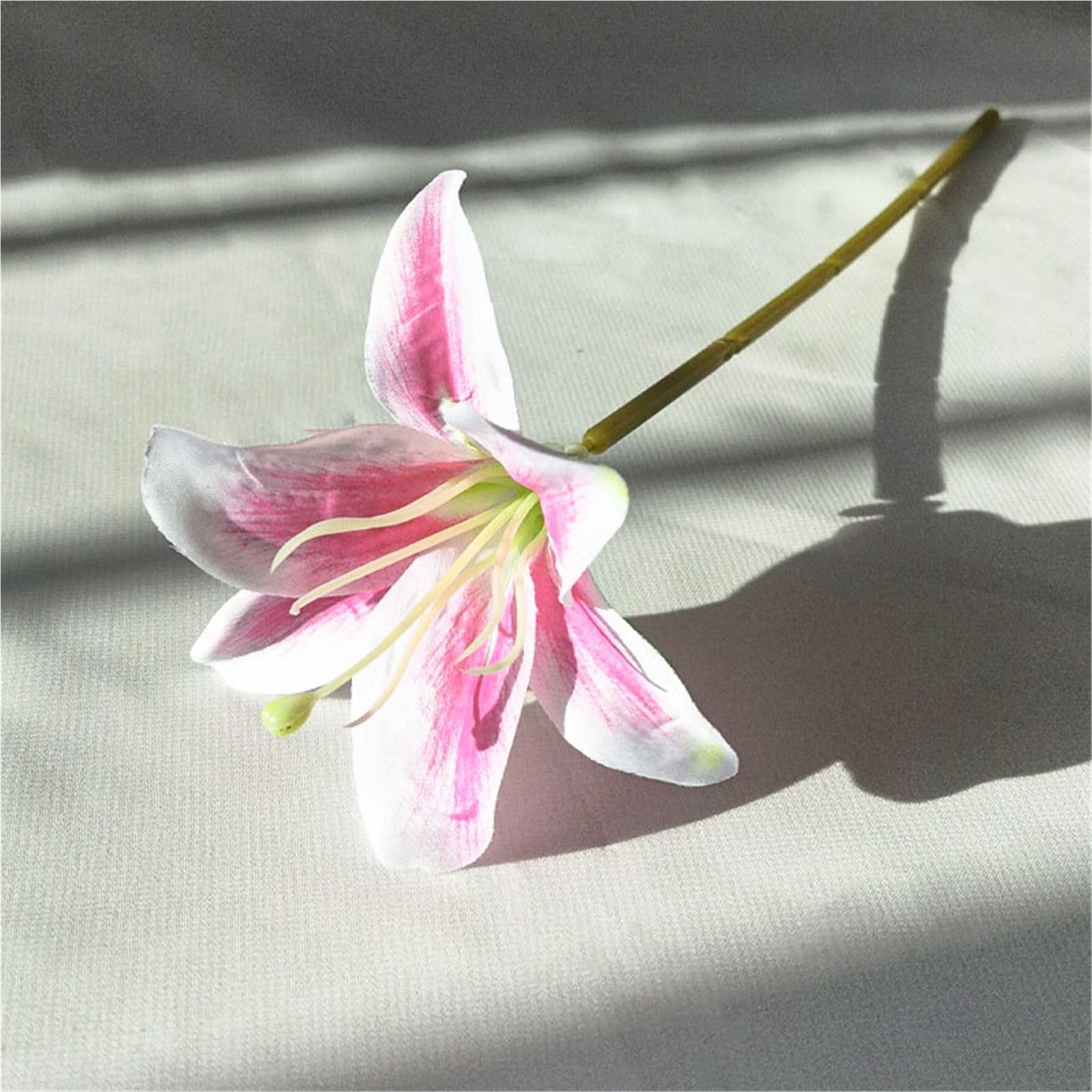 WBCDXCBB Simulated Lily Artificial Flowers Arrangement Fake Decoration Desktop Flowers 1Pcs(Snowflakeclothrosepink)