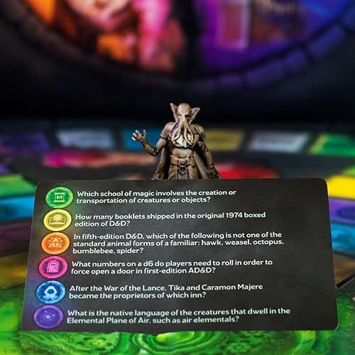 Miniatura 10 de Trivial Pursuit: Dungeons & Dragons Ultimate Edition | Juego de mesa coleccionable de trivia con 6 Monster Movers y 1800 preguntas en 6 categorías |