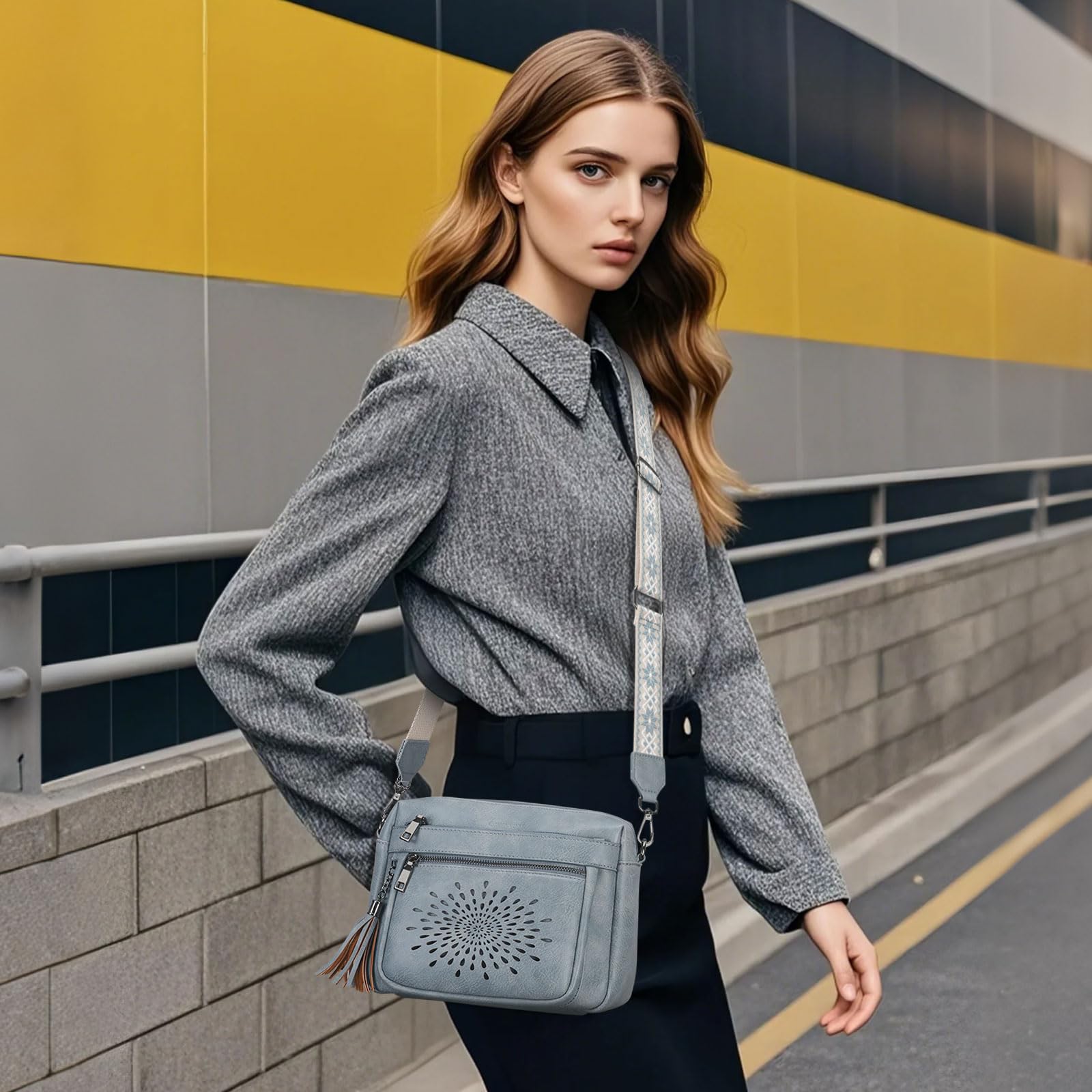 APHISON Crossbody Purse for Women?Small Crossbody Bags Trendy Vegan Leather Shoulder Handbags with Adjustable Strap and Tassel