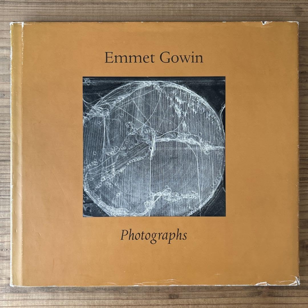 Amazon.co.jp: Emmet Gowin Photographs エメットゴーウィン : ホーム