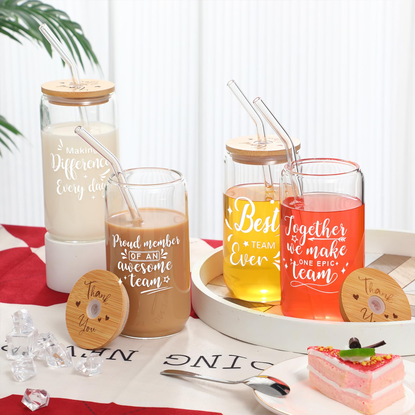 Tioncy Lot de 8 verres à bière en forme de canette de 473,6 g avec couvercles en bambou, pailles, brosses, verres à boire pour femmes, hommes, collègues, membres
