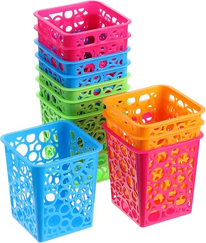 12 vasos de plástico de escritorio para escritorio, cuadrados huecos, para aula, organizador de almacenamiento de oficina para niños, maquillaje,