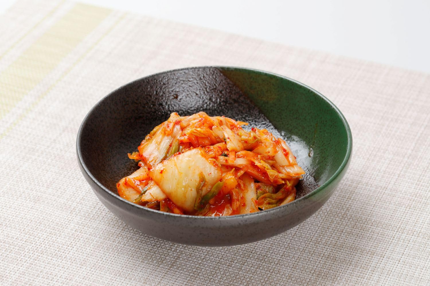 Amazon.co.jp: [冷蔵]東海漬物 辛くなくて食べやすいこくうま 300g