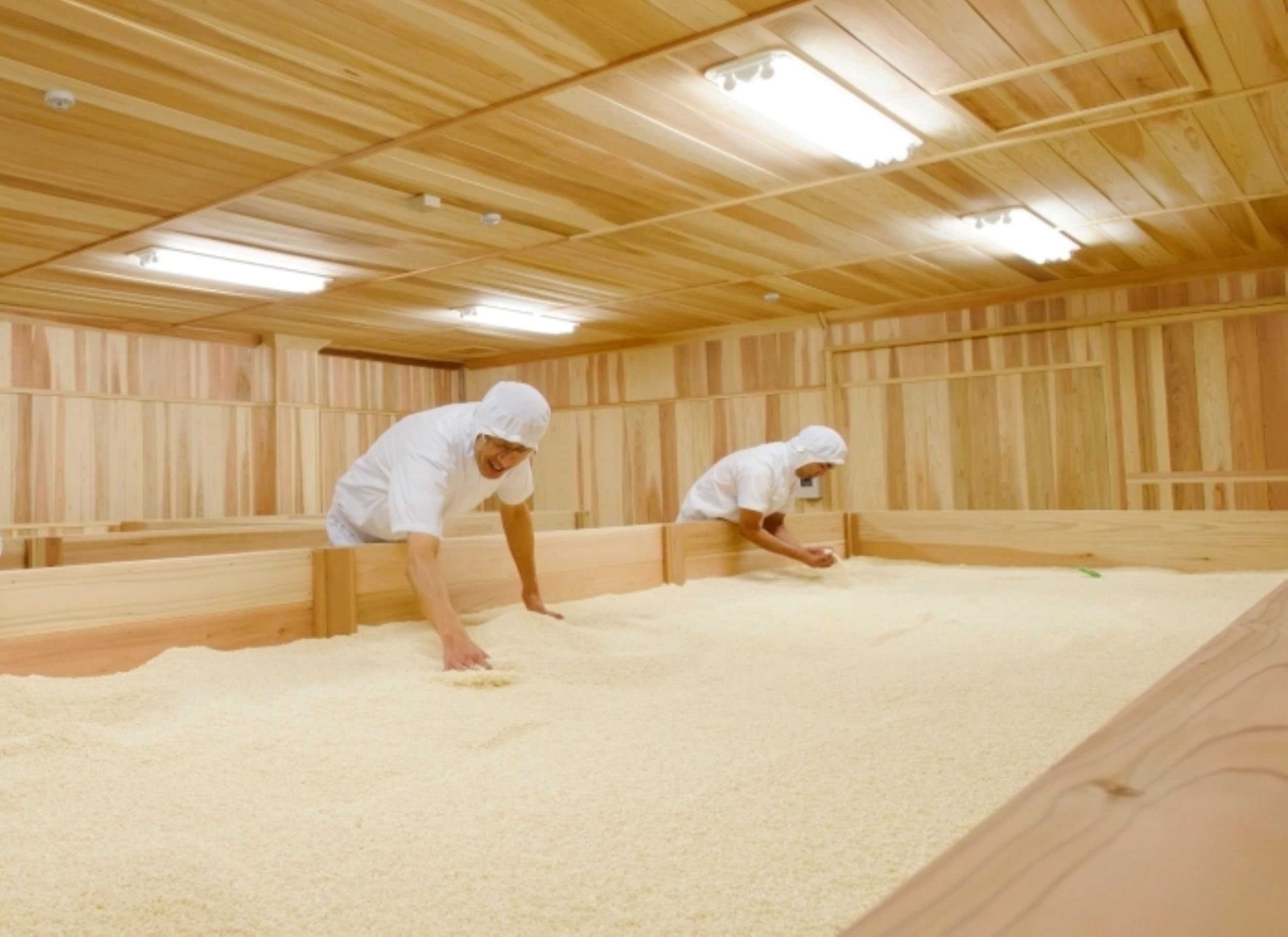 Amazon.co.jp: 内山味噌店「味噌屋 謹製」 天然酵母と発酵バターの