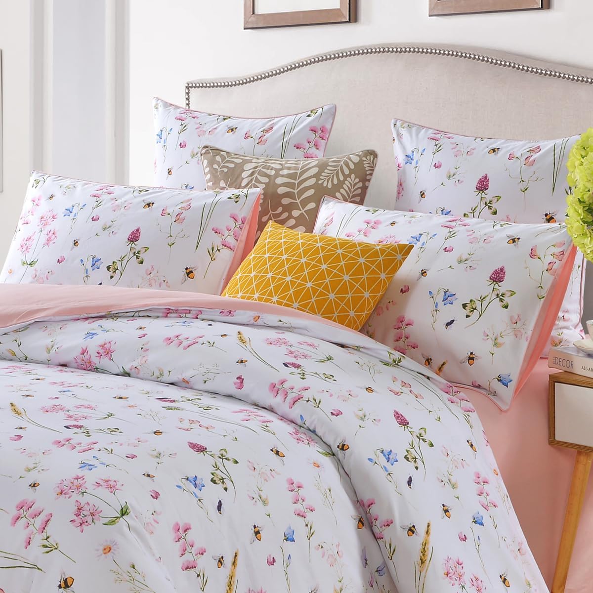 100% Egyption Cotton Queen Size Pillow Case - 2 Pack Pink Floral Pillow Covers Bees Flower Pattern Pillowcases Farmhouse Envelope Closure Pillow Shams Soft Breathable Bedding - 20"x30"