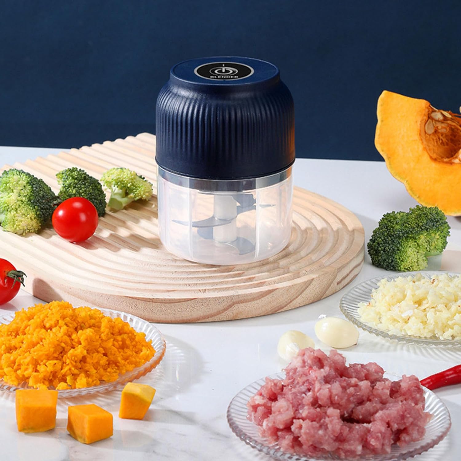 Electric Garlic Chopper,Mini Food Processor 260ml,Portable USB Rechargeable Garlic Mincer with 4 Stainless Steel Blades,Low Noise Cordless Mini Chopper for Garlic,Ginger,Onion,Spices and Fruit