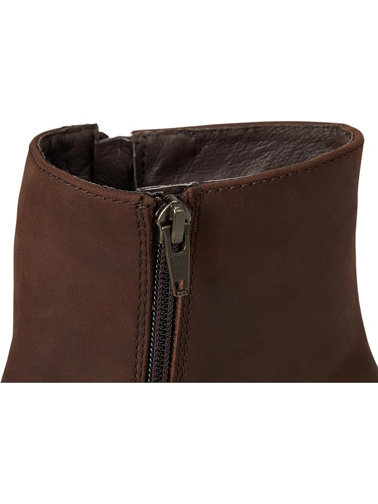 Brown Propet Tanner