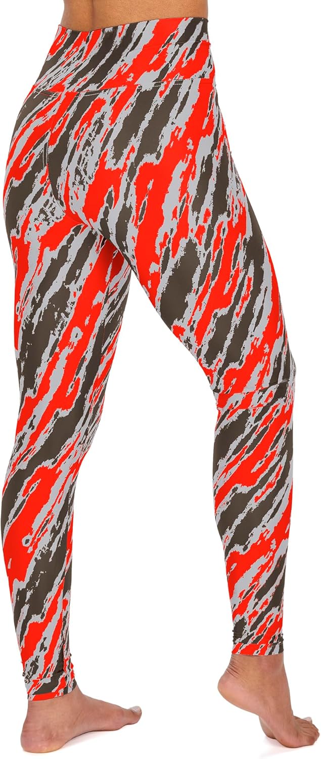 Zubaz NFL Women's Diagonal Streak Leggings, Team Variation