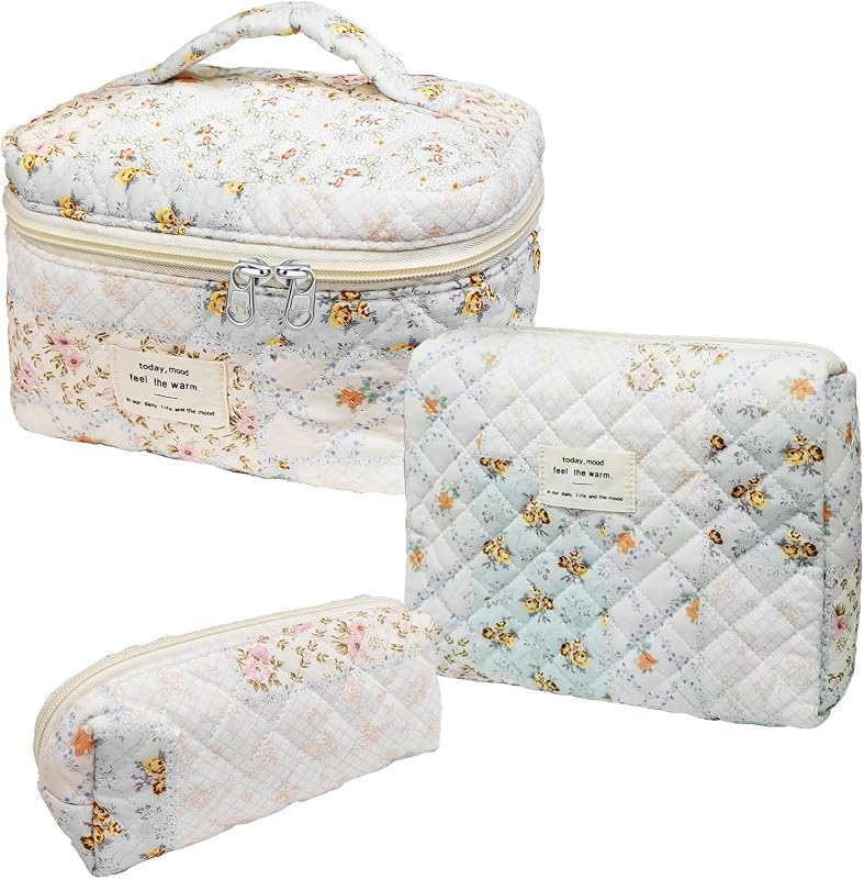 Kit com 3 necessaires de algodão matelassado Cozomga com estampa floral, tamanhos variados, 3pcs-overfloral