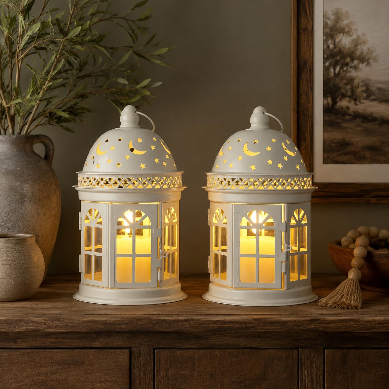 JHY DESIGN Lot de 2 Lanternes Décoratives 21cm Lanterne Suspendue de Style Vintage Eleve Bougeoir en Métal pour Parités et Mariages D'événements Extérieurs Intérieurs (Blanc)