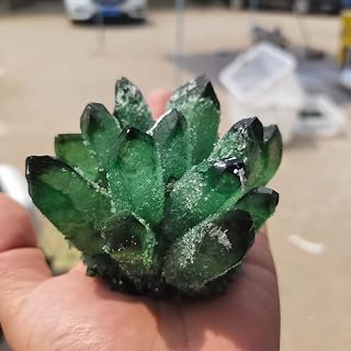 Home Decoration Natural Green Ghost Quartz Crystal Cluster Crystals Raw Gemstone Specimen for Homeamp;Office Decoration 1pcs Stones (Size : 700-800g)