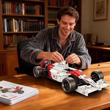 Reobrix Yetişkinler için F1 Otomobil Yapı Setleri, Teknik MP4 Formula 1 Yarış Arabası Model Kitleri 1:8 Ölçekli Yarış Arabası Modeli Ev Ofis Dekoru için Ekran Yetişkinler için Koleksiyon Hediyeler F1