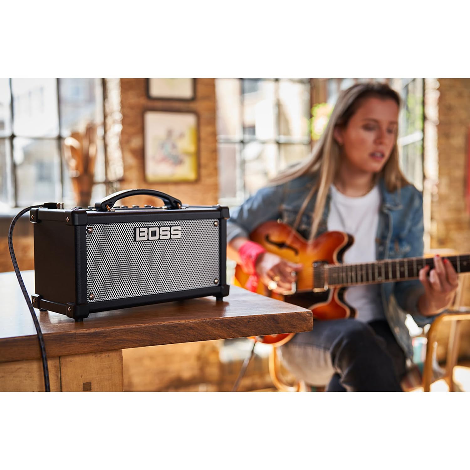 Boss Dual Cube LX Gitarren-Verstärker mit BT-Dual Bluetooth Adapter und keepdrum Kabel