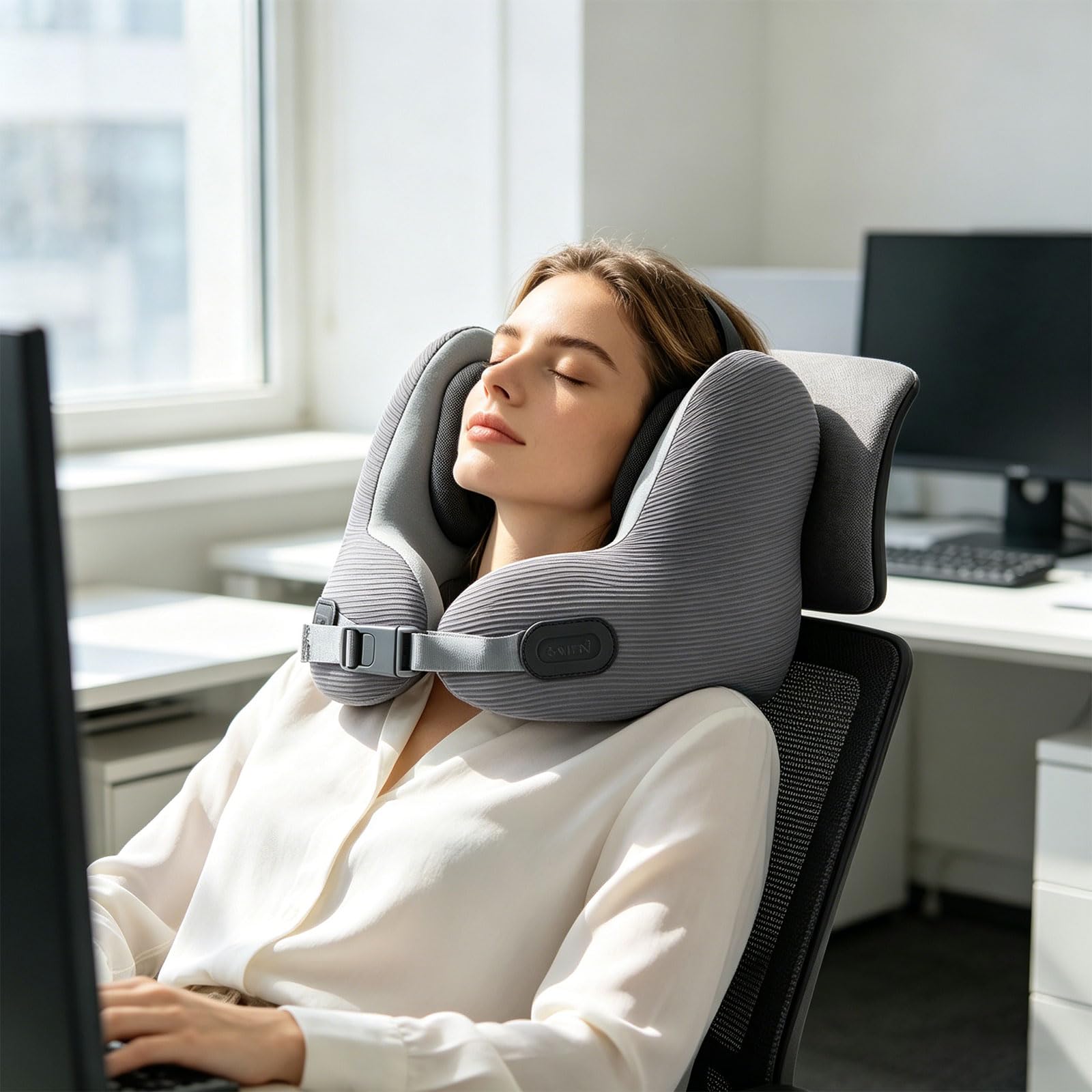 La almohada cervical de viaje con forma incluye fundas desmontables para las orejas y almohada de cuello ajustable de espuma viscoelástica para aliviar la presión