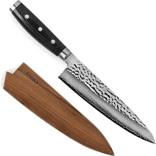 Vista 9 de Enso Cuchillo de chef grande con funda, fabricado en Japón, serie HD, VG10, acero inoxidable de damasco, hoja de 9.5 pulgadas con cubierta Saya