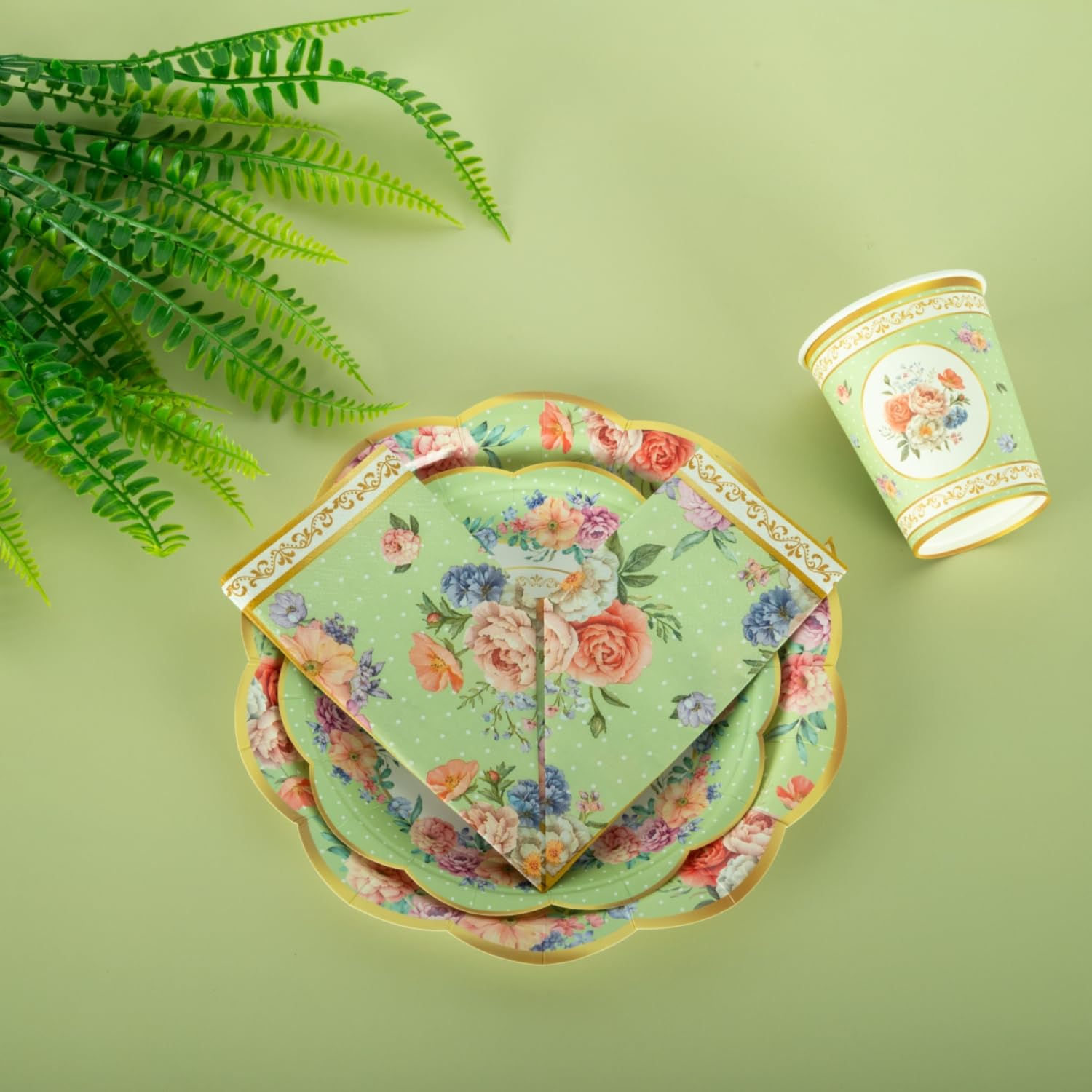 Set da tavola vintage per 30 ospiti, piatti di carta, tovaglioli e tazze da tè, motivo floreale verde, stoviglie di carta in stile britannico classico per giardino, tè pomeridiano, baby shower