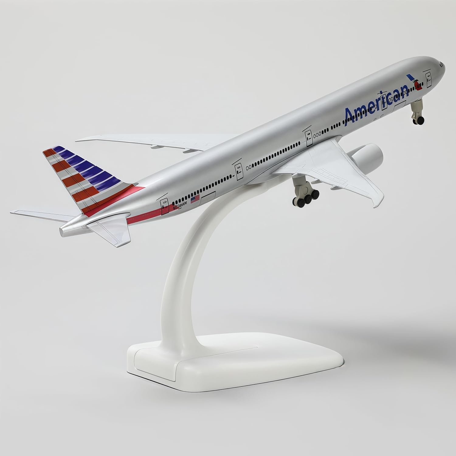 US Flag Carrier 777 Diecast Model 1:300 Scale 20cm Alloy Red White Blue Livery Aircraft for Collection Display