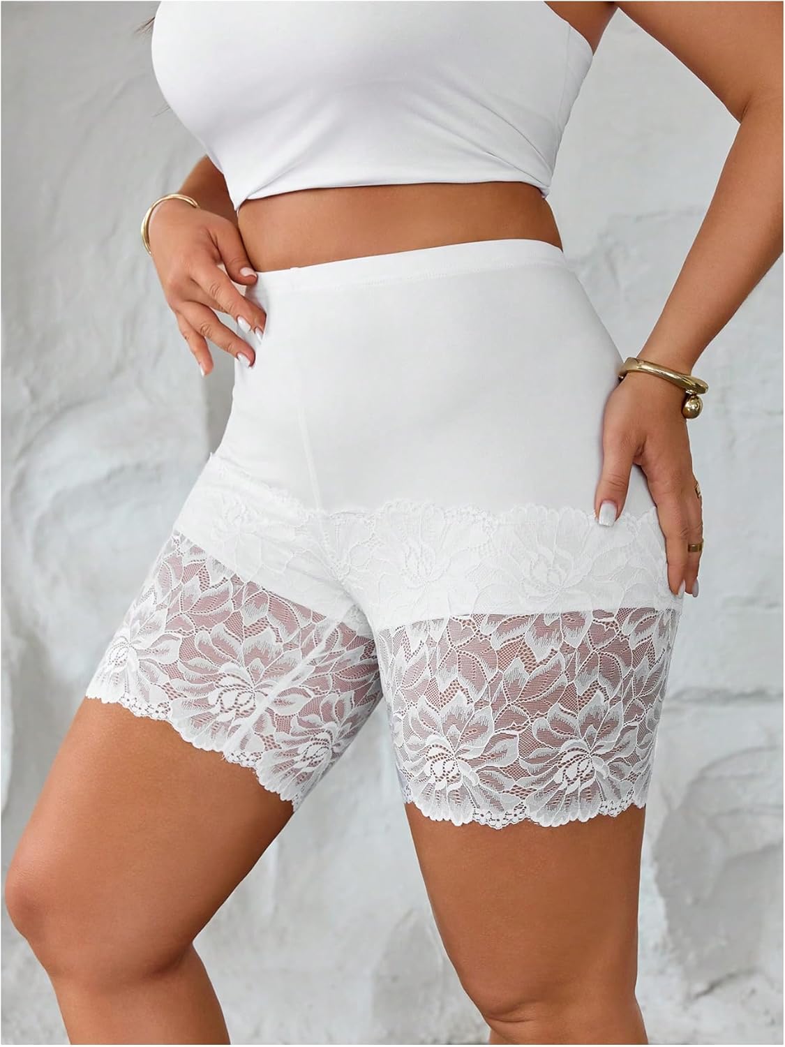 WDIRARA Women's Plus Size Lace Short Leggings High Waisted Stretchy Yoga Shorts - Image 5